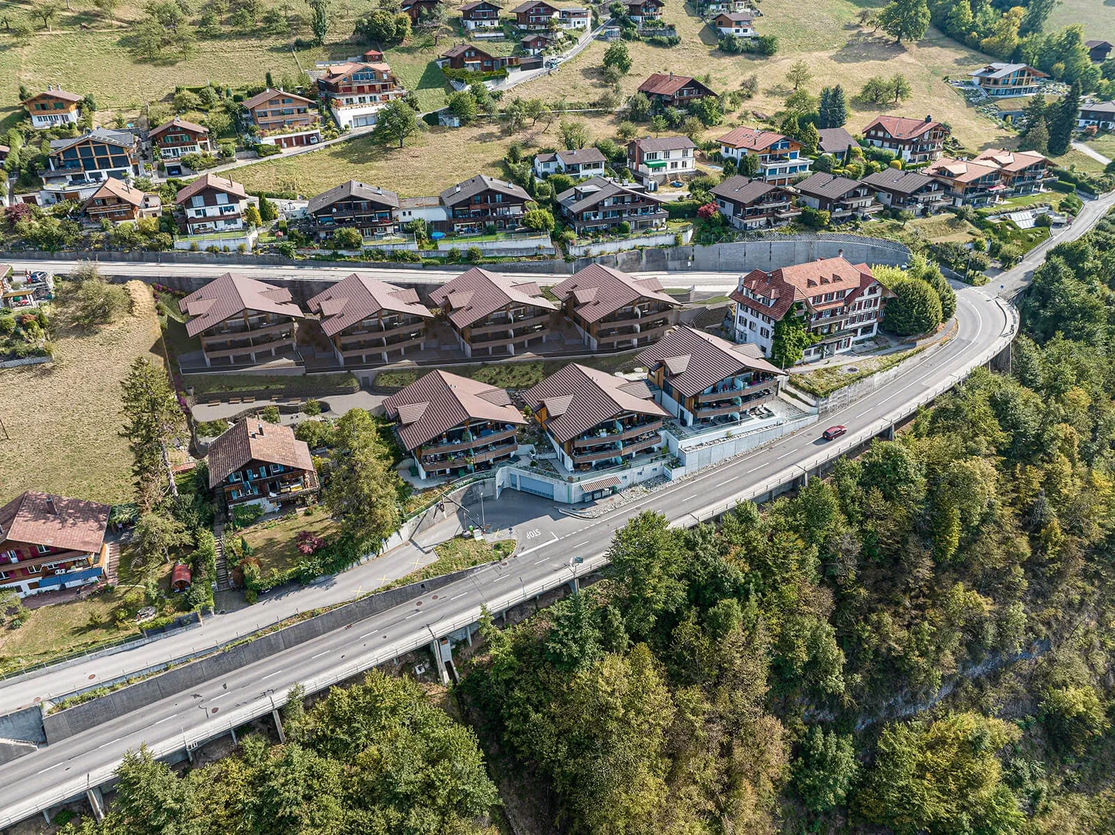 Visualisation extérieure neuf &ndash; rendu design d’une façade premium en ambiance soirée